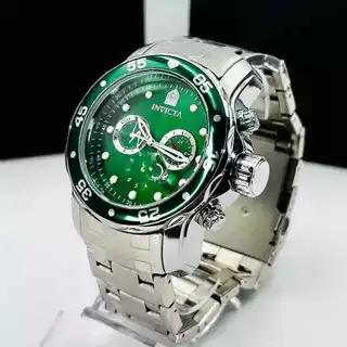 Invicta Pro Diver Prateado: Elegância Subaquática com Design Distinto