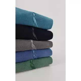 Camiseta Básica Bordado ou Detalhe no Peito Promoção