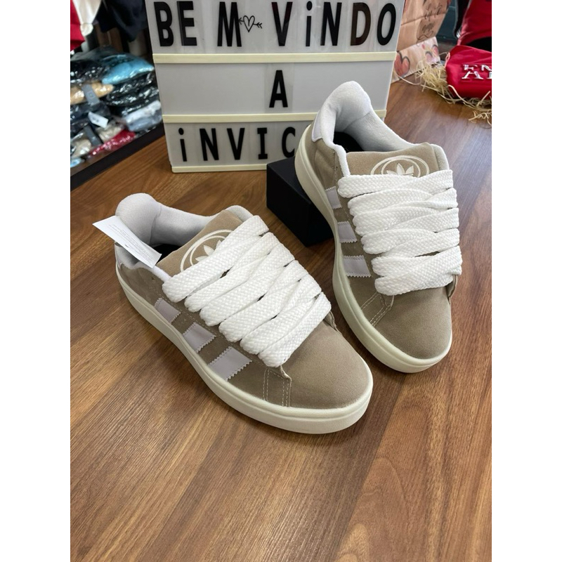Tênis casual skate 00s Cor nude