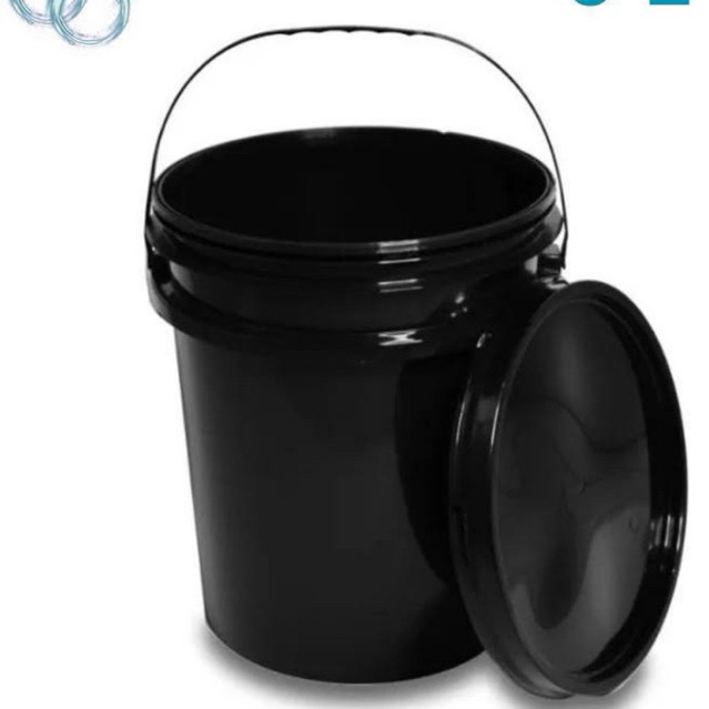 Balde 5L Preto Com Tampa e Alça Porta Ração