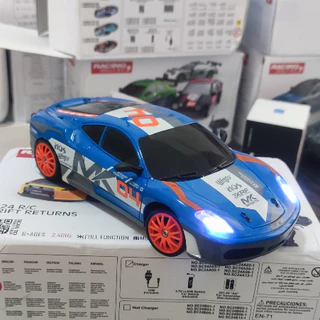 Carrinho de controle remoto corrida Drift Ferrari com luzes F1 bateria recarregável corrida 4×4 tração nas quatro rodas brinquedo presente