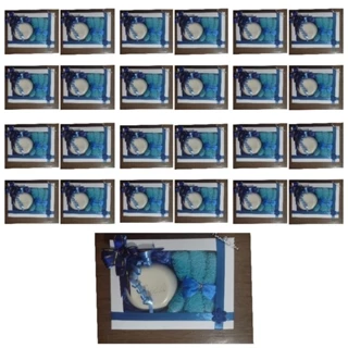 Kit com 25 kits Presentes com Sabonete e Toalhinha.