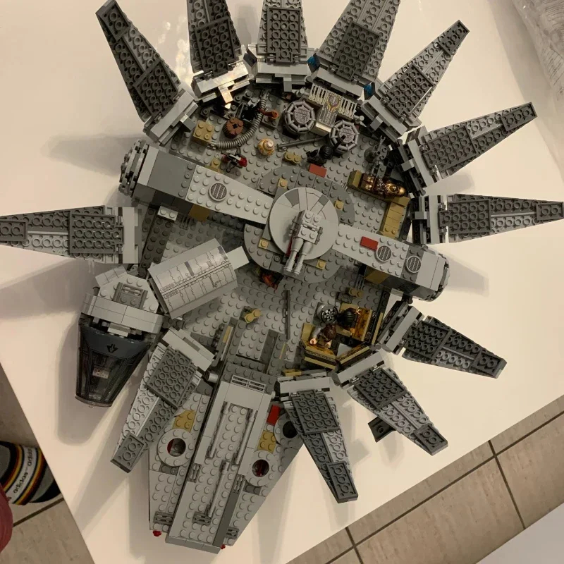 Millennium Falcon para Crianças, star wars, Modelo de Nave