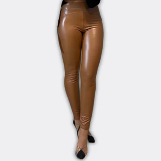 Calça legging flanelada e forrada com efeito de couro