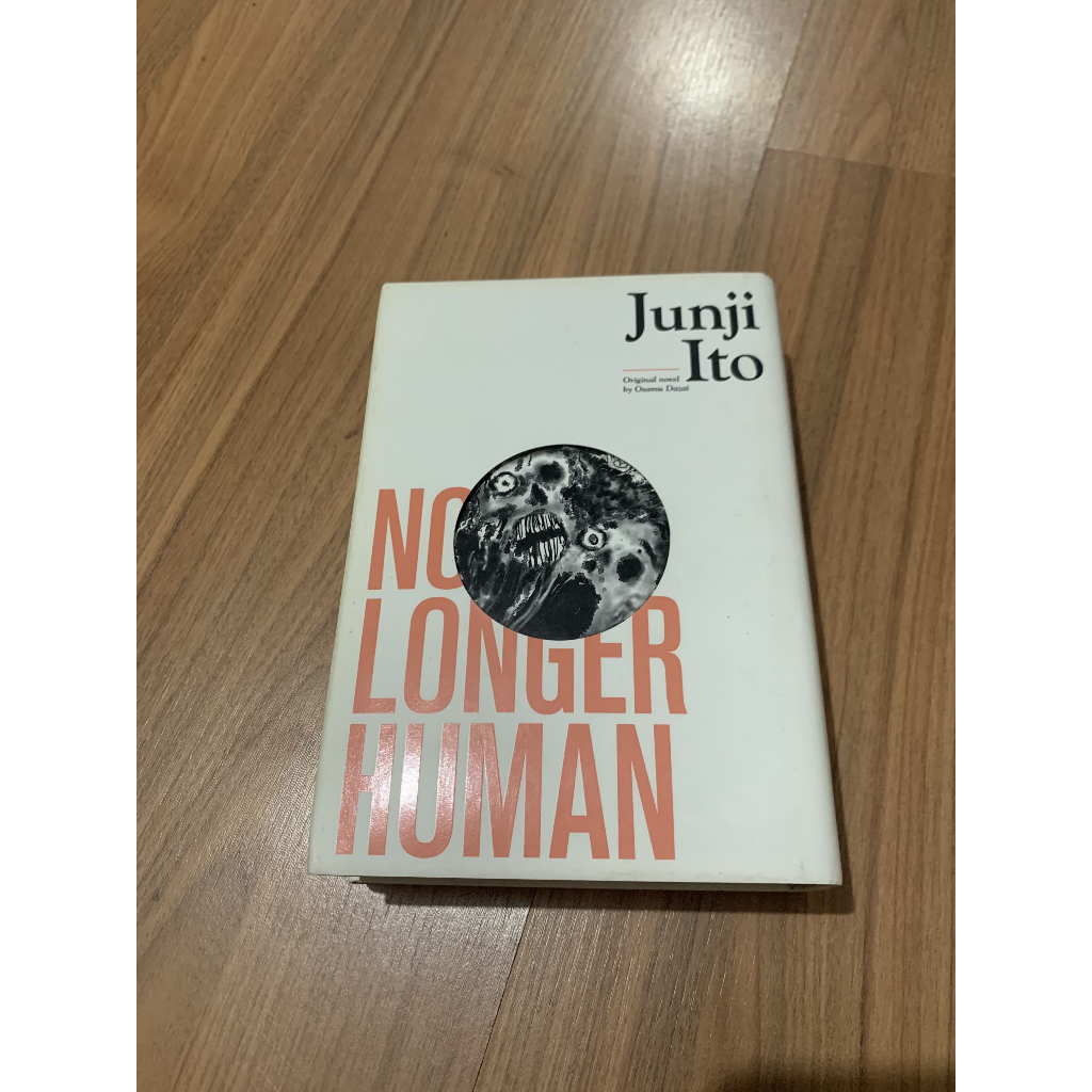Mangá No Longer Human de Junji Ito - idioma inglês | sebo