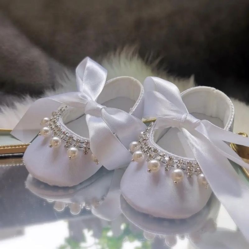 Sapatinho batizado luxo strass perolas e laço cetim bebe
