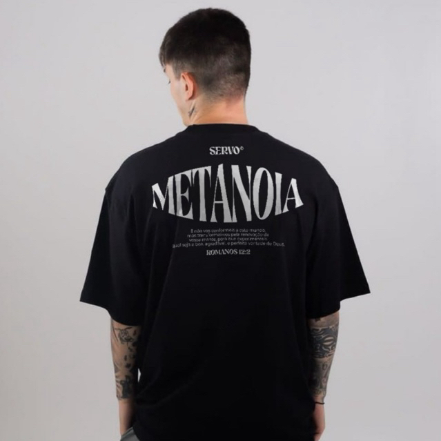 Camiseta Oversized Metanoia Cristã estampada streetwear skatista