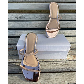 RASTEIRINHA FEMININA VALOR PROMOCIONAL SANDALIA FEMININO COBRE COM TIRA DE BRILHO CF004