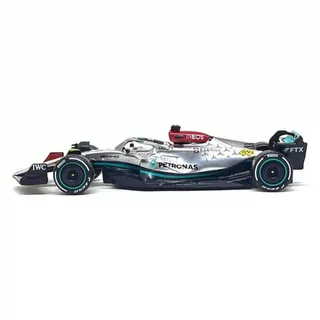 Miniatura F1 Mercedes W13-44 Lewis Hamilton 1/43 Burago