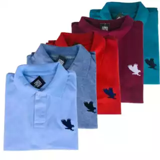 camiseta gola polo logo bordada em cores variadas promoção