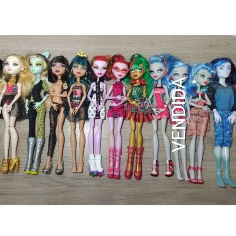 Lote Coleção 10 Bonecas Monster High e Ever After High Mattel - Ler ...