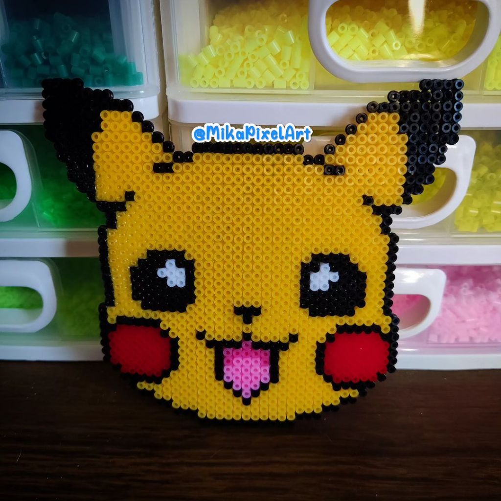 ímã / Totem Pikachu do Pokemon em Pixel Art