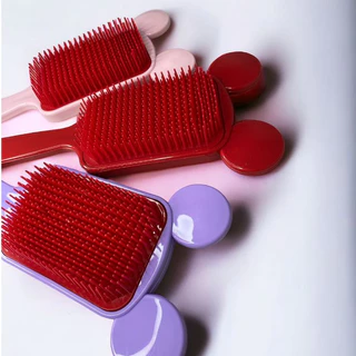 KIT 5 ESCOVAS RAQUETE ORELHINHA - MICKEY - IDEAL PARA TODO TIPO DE CABELO - CORES SORTIDAS