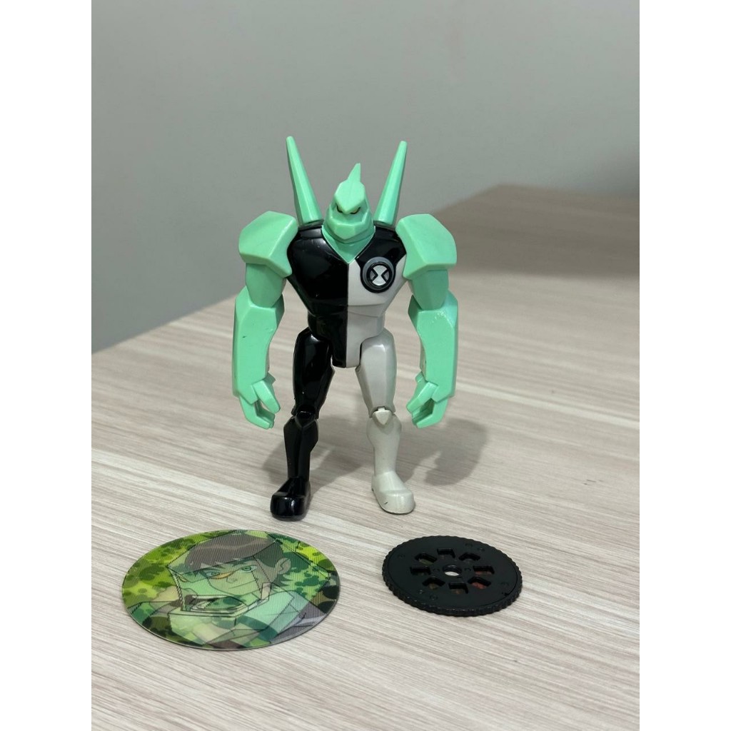 Boneco Diamante Completo Ben 10 Bandai Original Usado | Shopee Brasil