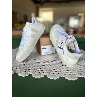 Tênis Feminino V Branco Gelo