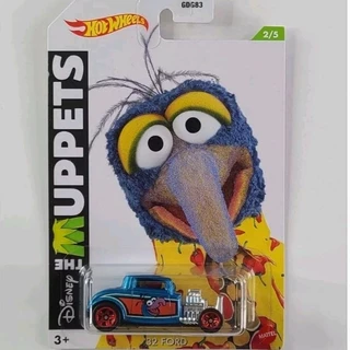 Hot Wheels produtos especiais e antigos, Ferrari, Chevy, Porsche entre outros