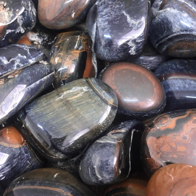 Pedra Olho de Falcão Cristal Natural Rolado