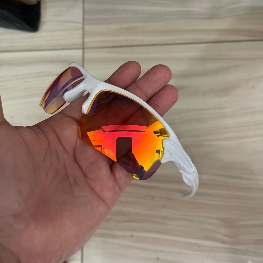 Flak lindíssima com varias cores similar sem marca uso esportivo praia e ciclismo