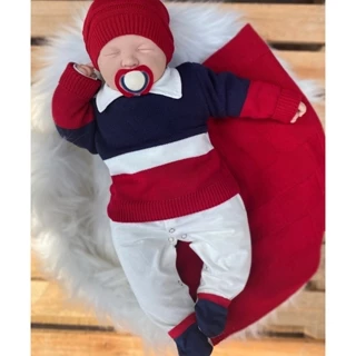 Saída de maternidade menino em tricô vermelho
