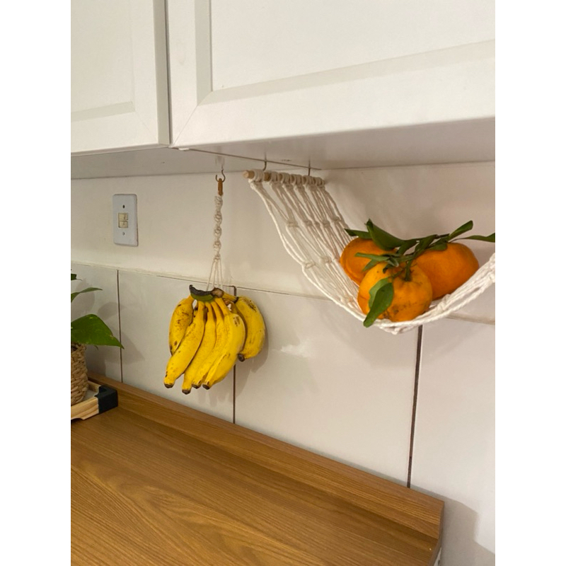 Suporte para bananas em macramê