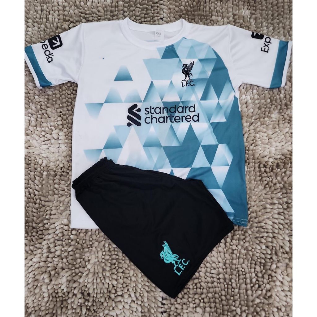 conjunto de time masculino de futebol Liverpool F.C.!