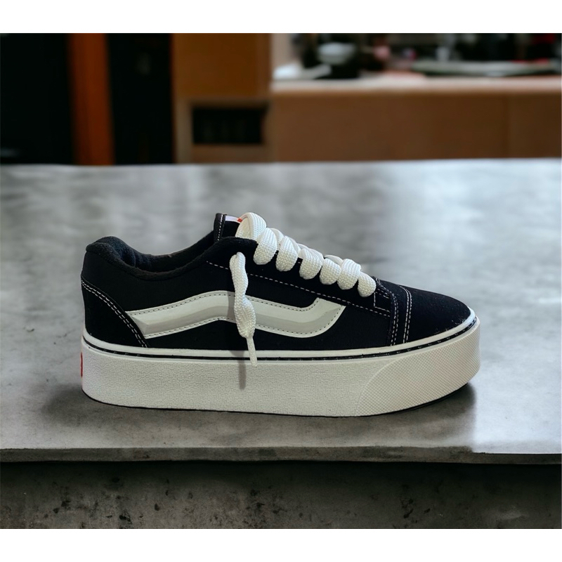 TÊNIS VAN OLD SKOOL KNU PLATAFORMA