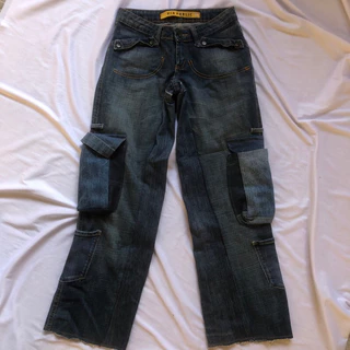 CALÇA CARGÔ UPCYCLING JEANS / tamanho 34/36