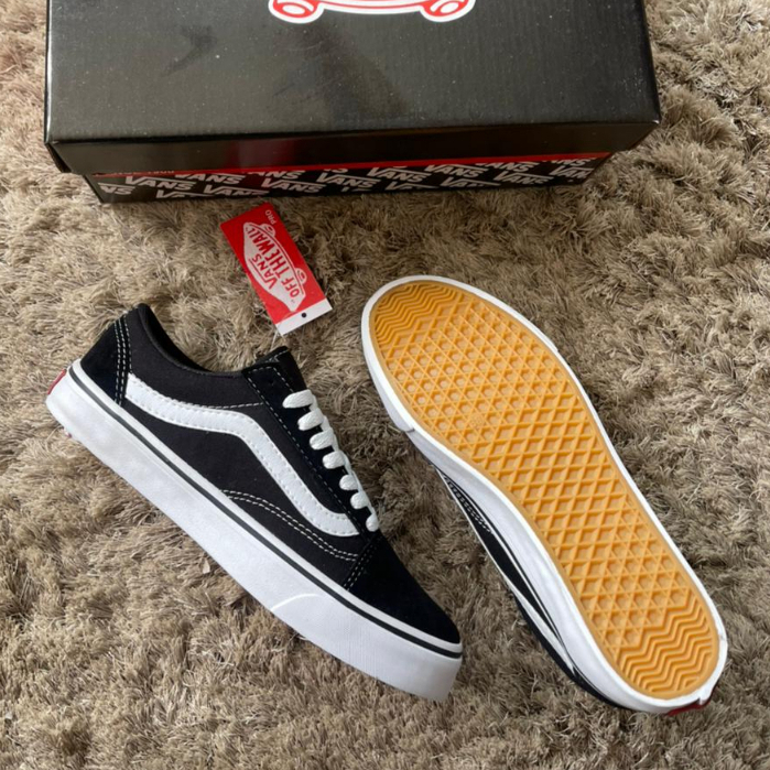 Tênis Vans Old Skool: Qualidade e Estilo em Um Só Produto