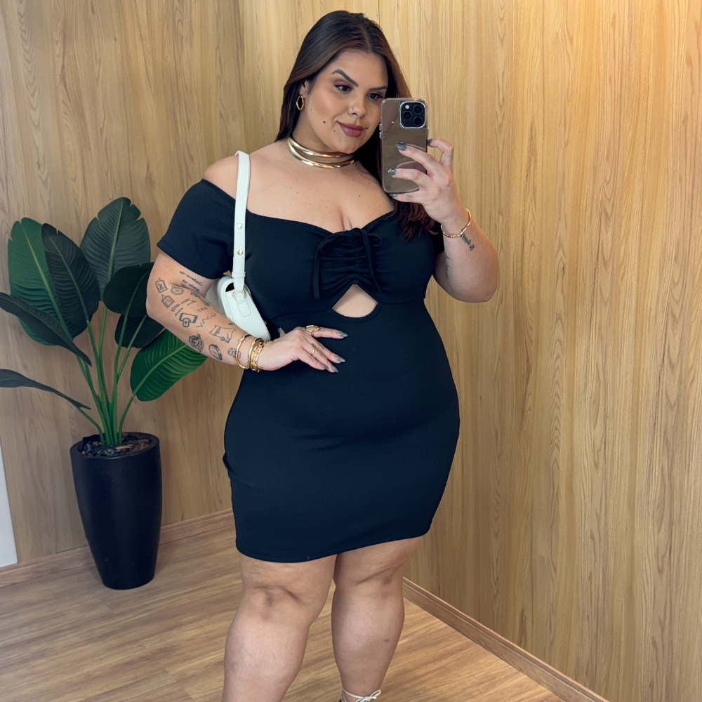 Vestido Plus Size Curto Com Bojo