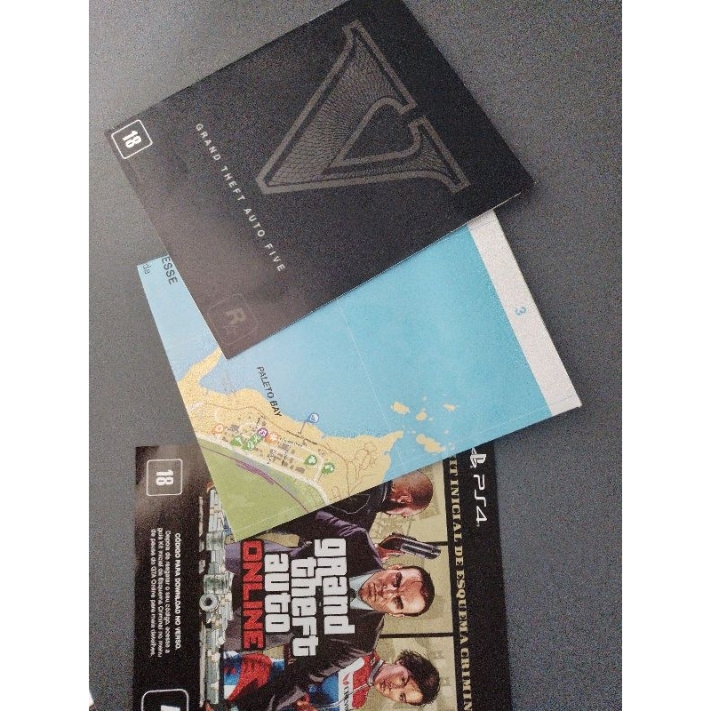 Mapa, manual e folheto originais de GTA V (PS4)