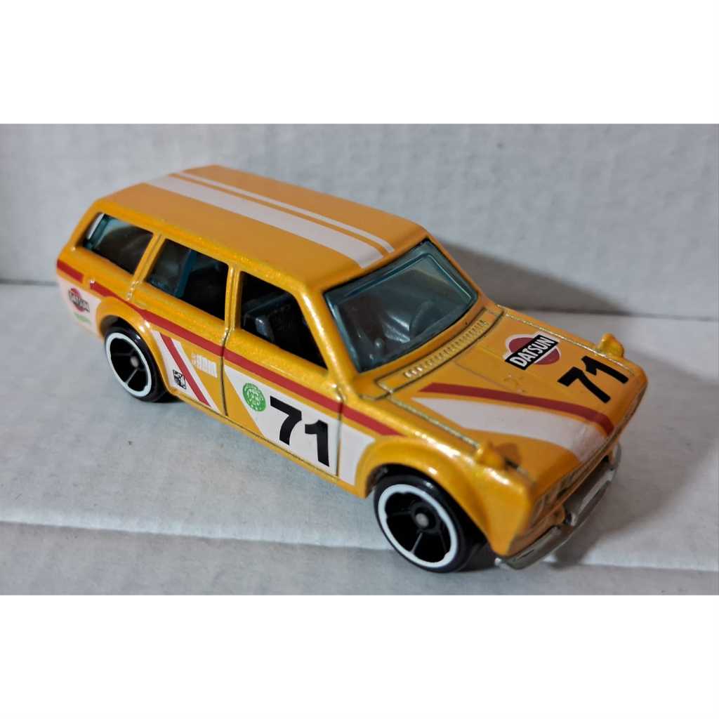 Hot Wheels '71 Datsun Bluebird 510 Wagon HW Workshop amarelo loose