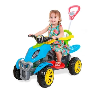 CARRINHO DE PASSEIO INFANTIL COM PEDAL E EMPURRADOR QUADRICICLO COLORIDO ANDADOR DE CRIANÇA MOTO DE BRINQUEDO MOTINHA PROTETOR APOIO PÉS TRICICLO MOTOCA GRANDE BRINQUEDOS DE MENINO MENINA BEBE MOTOQUINHA ELÉTRICA VELOTROL JIP JIP MARAL