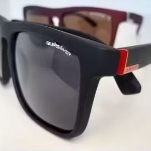 Óculos de sol Quikisilver The ferris moda verão praia 2025