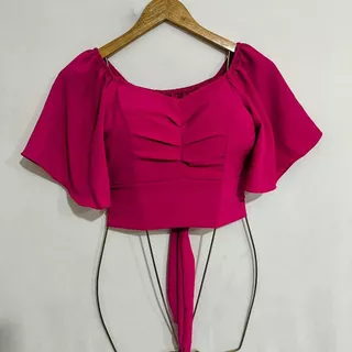 Cropped Feminino Grampeado na frente com bojo amarração atrás