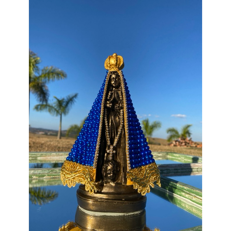 Nossa Senhora Aparecida Em Gesso Com Manto De Pérolas Azuis 22 Cm