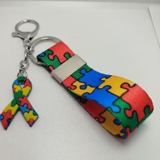 Chaveiro cordão autismo 2,5cm espessura