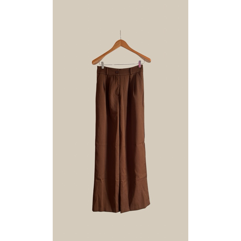 Calça Alfaiataria Chocolate Quente