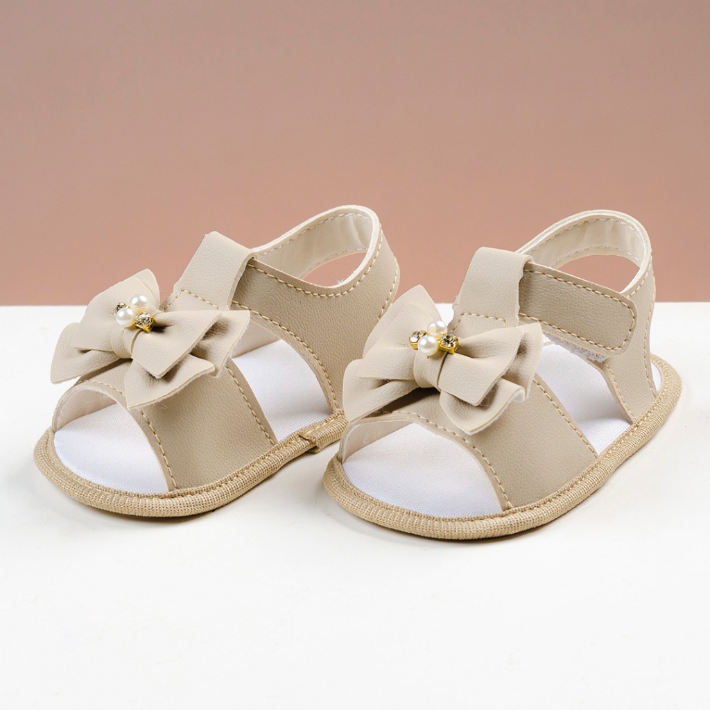 Sandália Infantil Bebê Menina Com Detalhe Lacinho e Pérola Delicada Macia Confortável Cores Neutras
