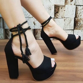 Sandália Feminina Meia Pata Salto Grosso 15cm Tornozeleira Estilo Gladiadora Solado Anti Derrapante