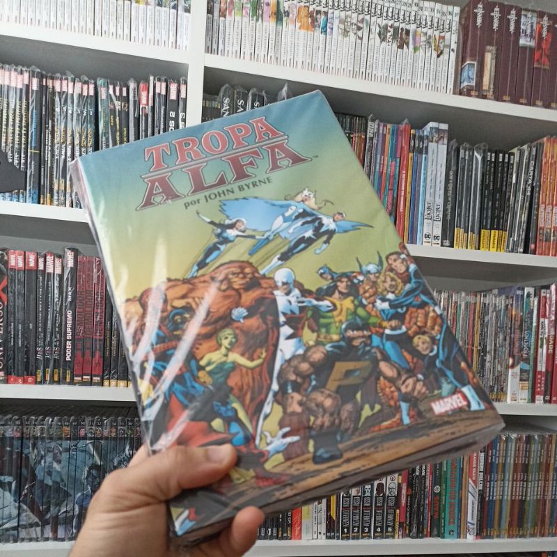 Omnibus Tropa Alpha Marvel - John Byrne Panini HQs