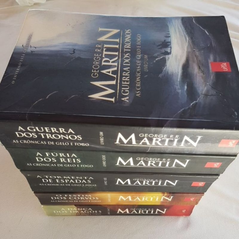 Livros As Crônicas de Gelo e Fogo (Game of Thrones) / George R. R. Martin