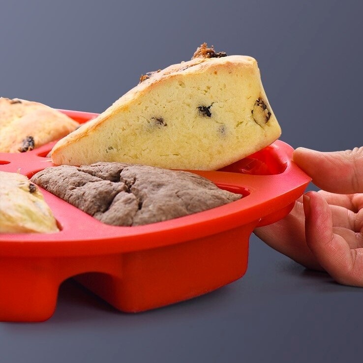 Kit 2 Formas de Silicone com 8 Espaços em Formato de Fatia - Sortidos