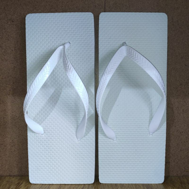 Chinelo quadrado estilo japones.confira