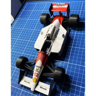 McLaren Honda MP4/4 Ayrton Senna – F1 1988 – 1:18