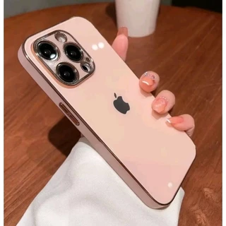CAPA CASE DE SILICONE DOURADA NAS LATERAL IPHONE 11, 15 PRO