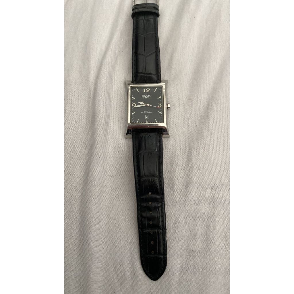 Relógio Magnum Steel Quadrado - Pulseira Couro Preta