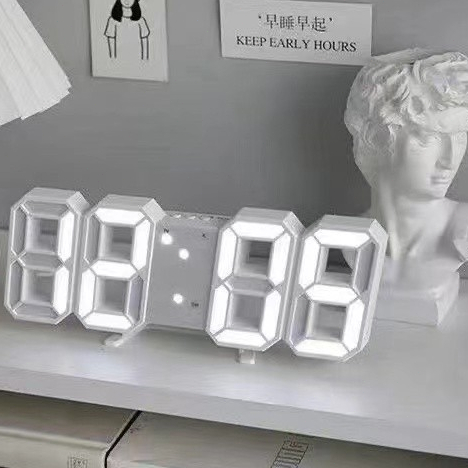 3D Led Relógio De Parede Digital / Design Moderno Luz Noturna Decoração Relógios / Mesa De Desktop Decoração De Casa