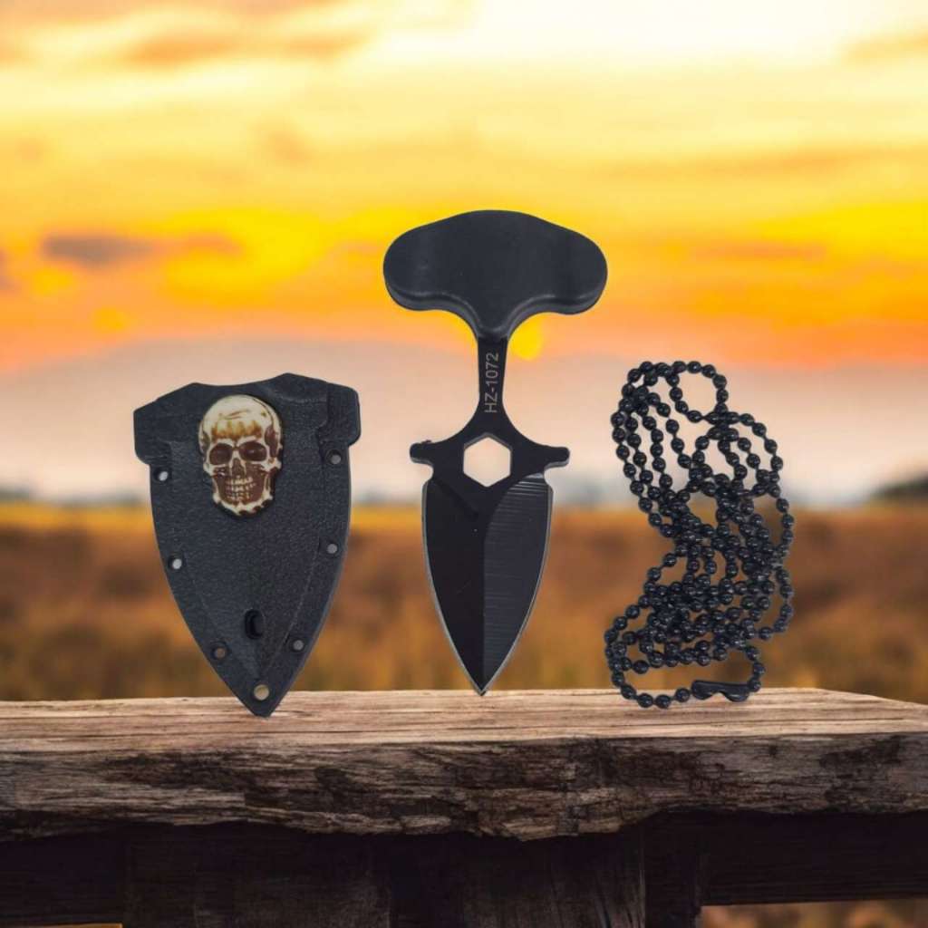 Mini pingente de faça de caveira