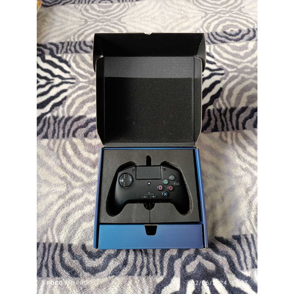 Controle Joystick Razer Raion Fightpad Preto