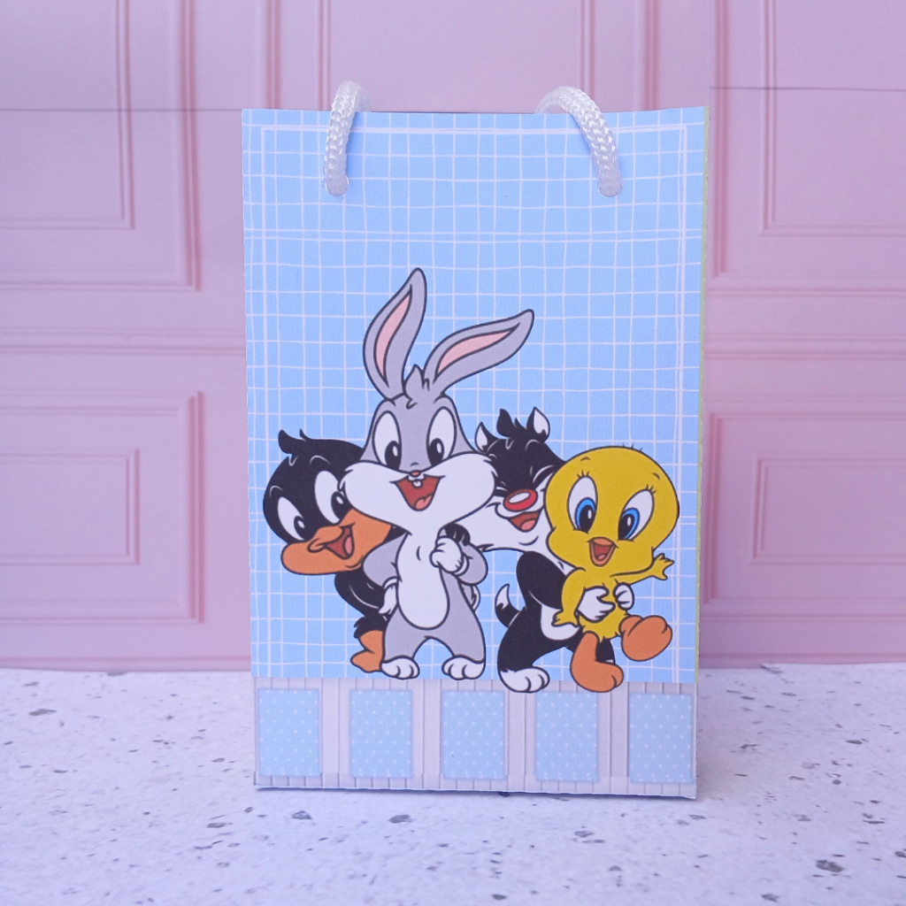 Looney Toones na Black Friday 2025 | BuscaProdutos